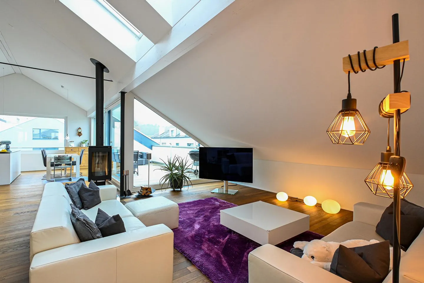 Modern and elegant penthouse apartment with 124 m² for sale in Moosseedorf - Photo 3 of 27