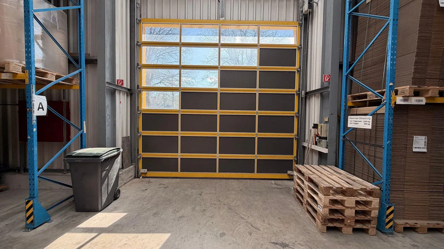 Central storage space for rent in the industrial area of Burgdorf - Photo 6 of 12