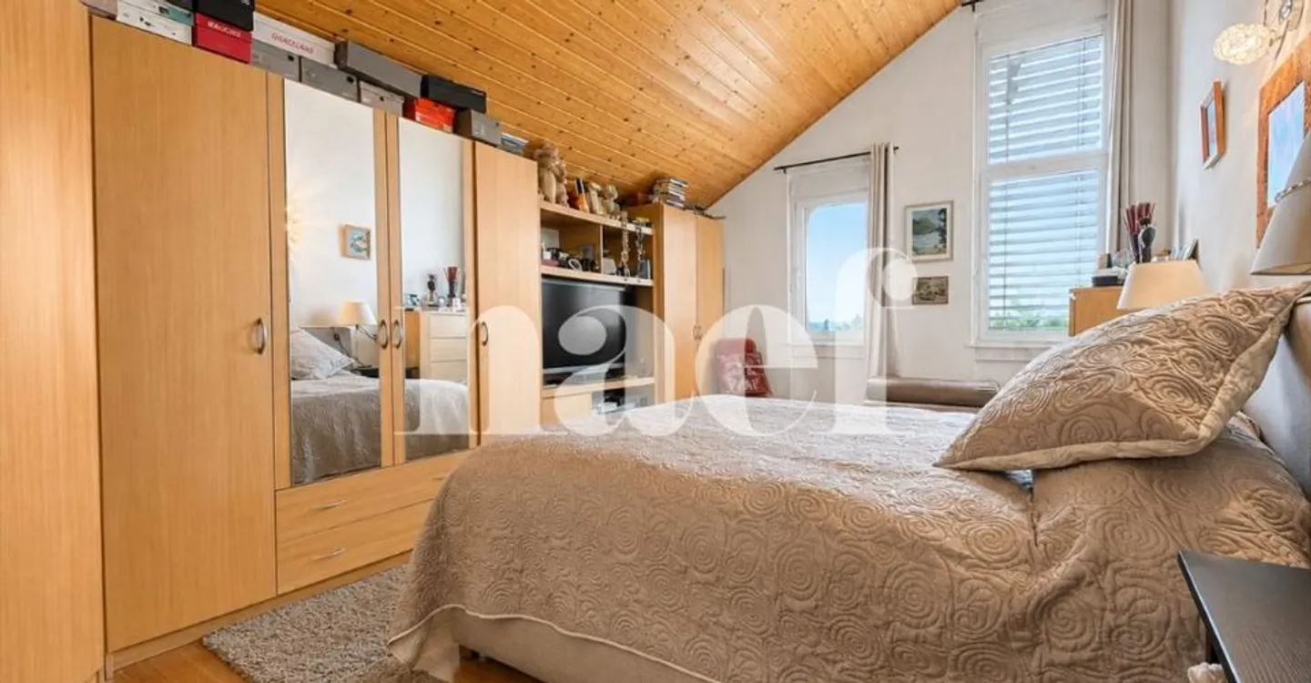 Semi-detached house with 6.5 rooms in a quiet residential area for sale in Collombey-Muraz - Photo 10 of 12