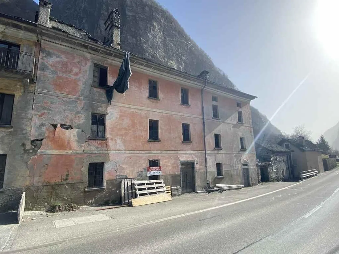 Charming Renovation Project in Cevio - Photo 9 of 12