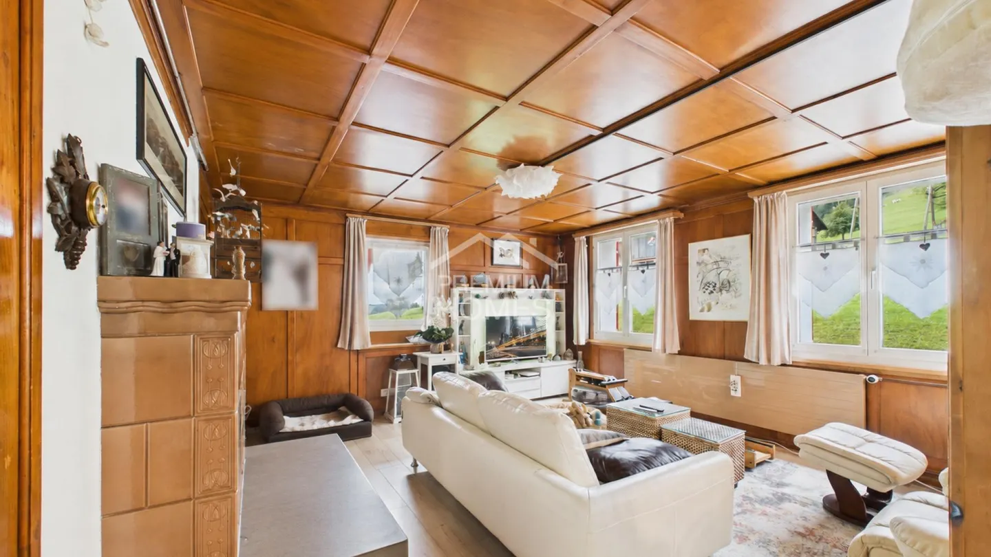 Charming residential jewel with a separate apartment - Photo 2 of 9