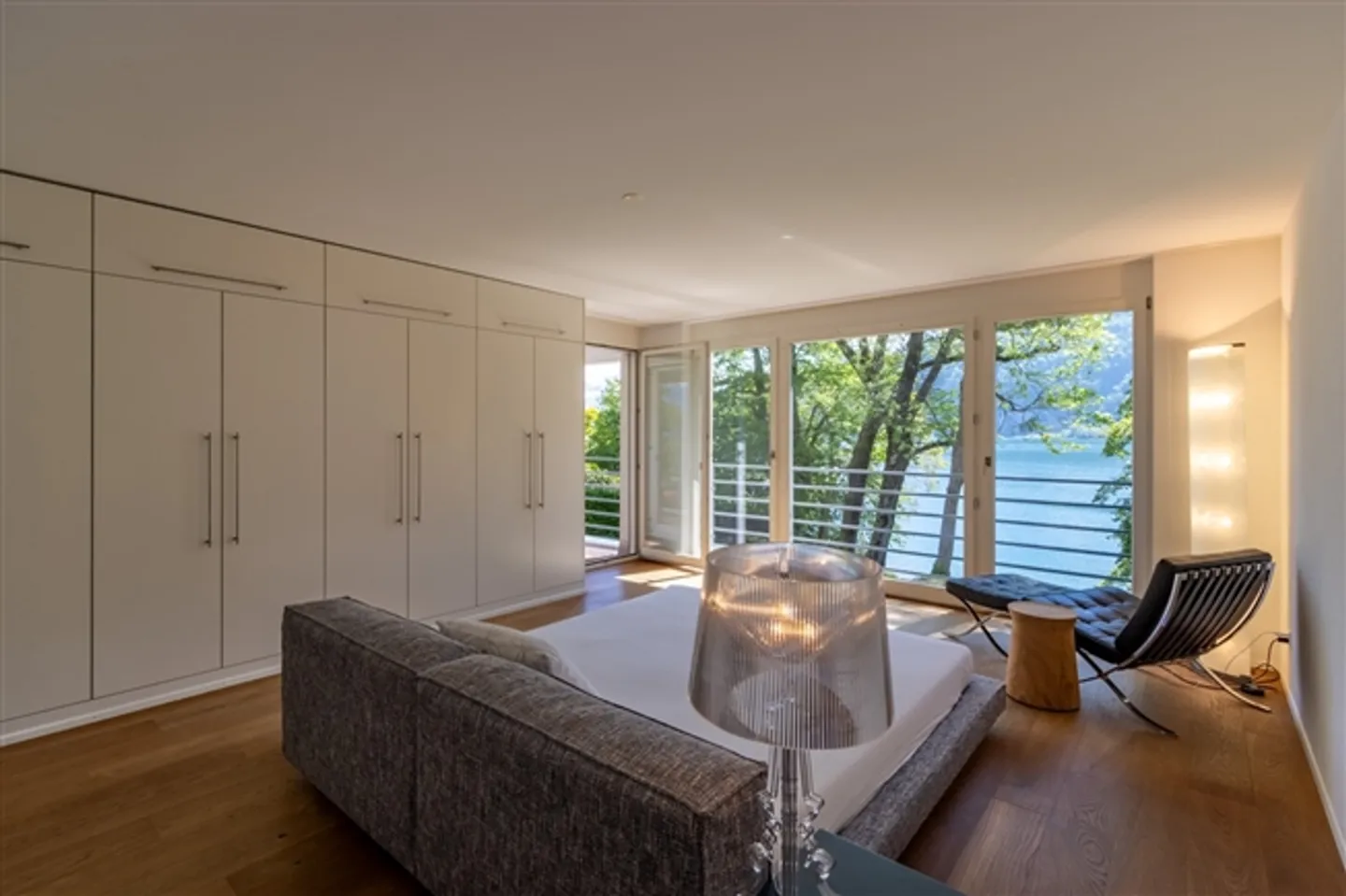 L'architettura incontra l'idillio alpino sul lago di Walen - Foto 20 di 20