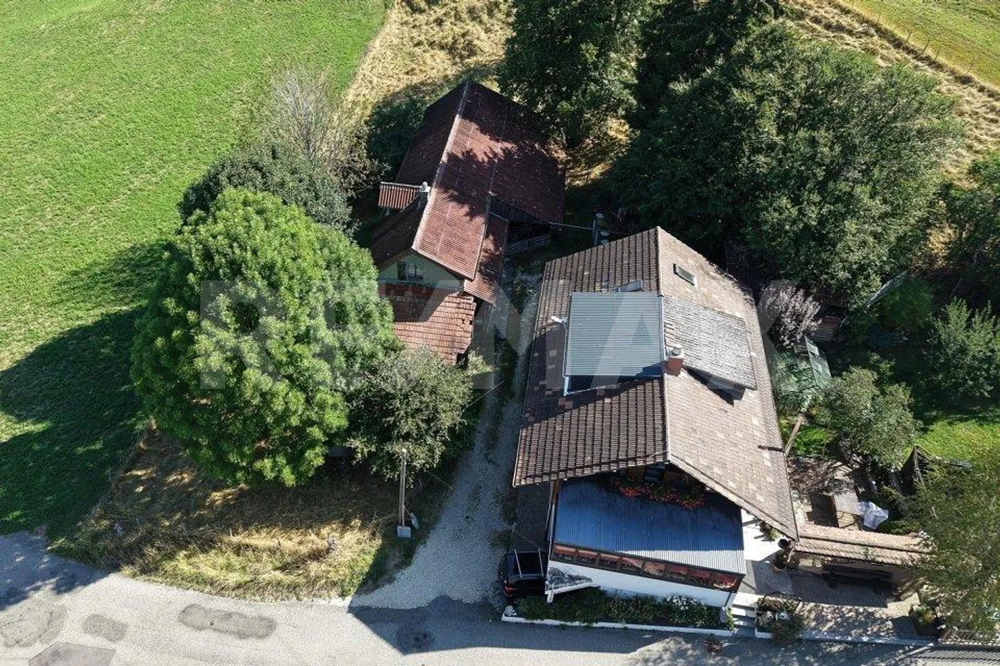 Altes Bauernhaus in Tavannes zu kaufen - Photo 6 of 9