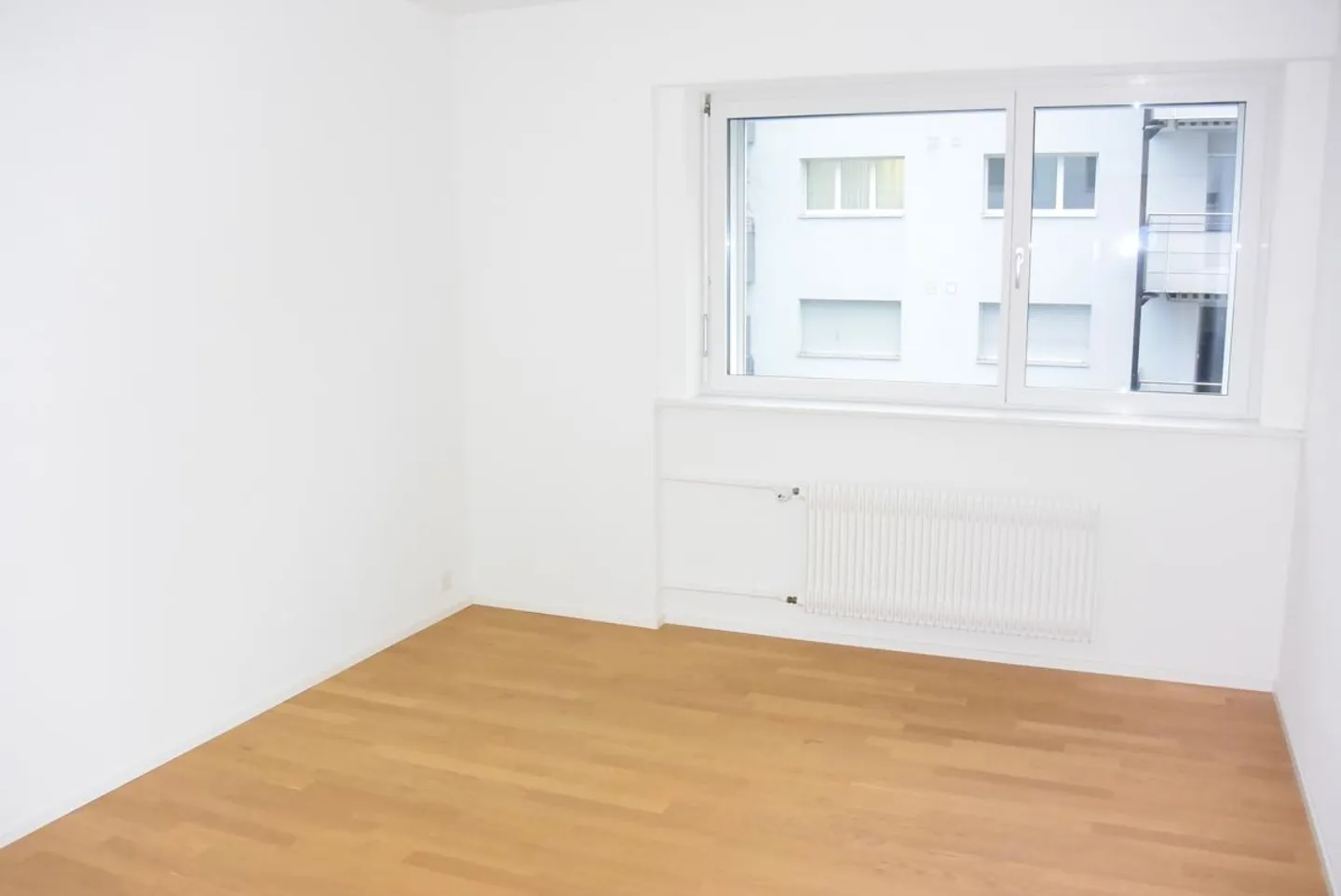 Bella appartamento di 3,5 stanze in affitto - Foto 3 di 8