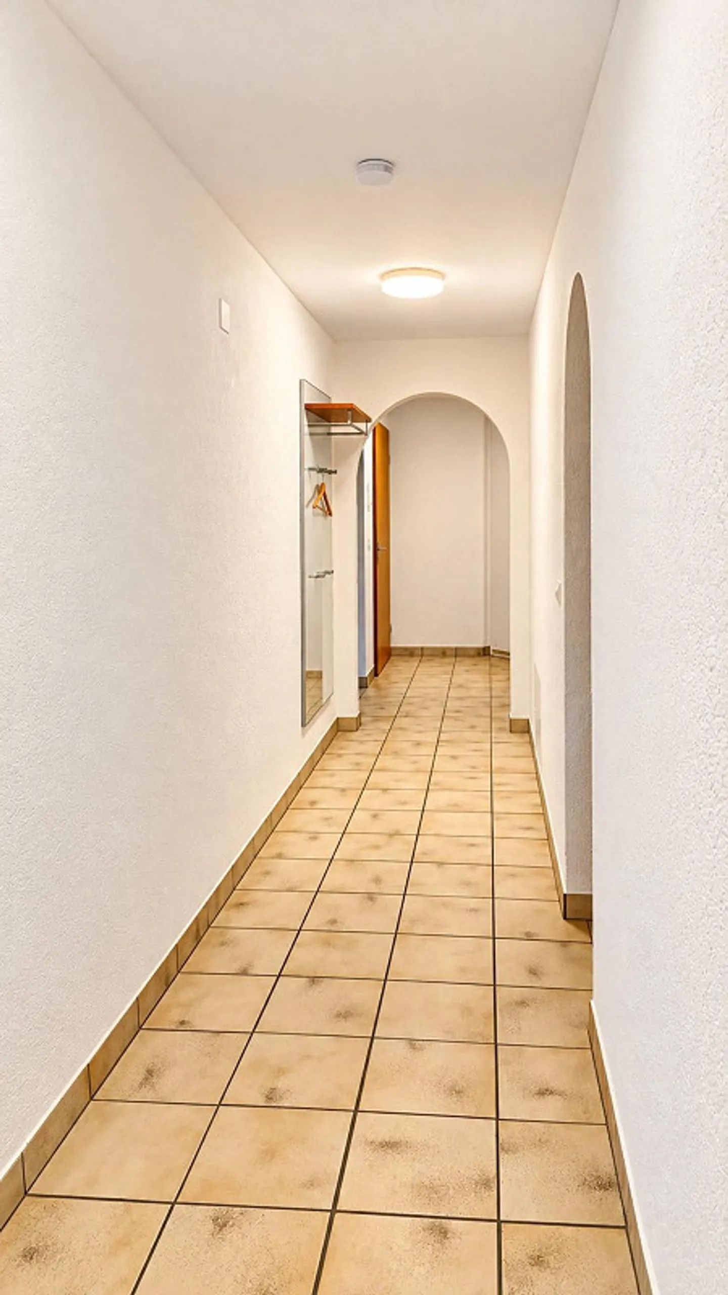 Appartement central de 2,5 pièces avec cheminée - Photo 13 sur 13