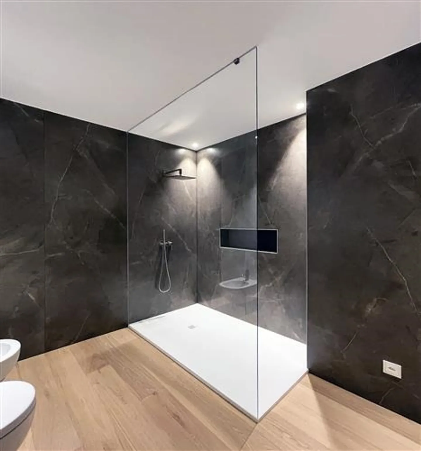 Appartement à vendre - Photo 2 sur 6