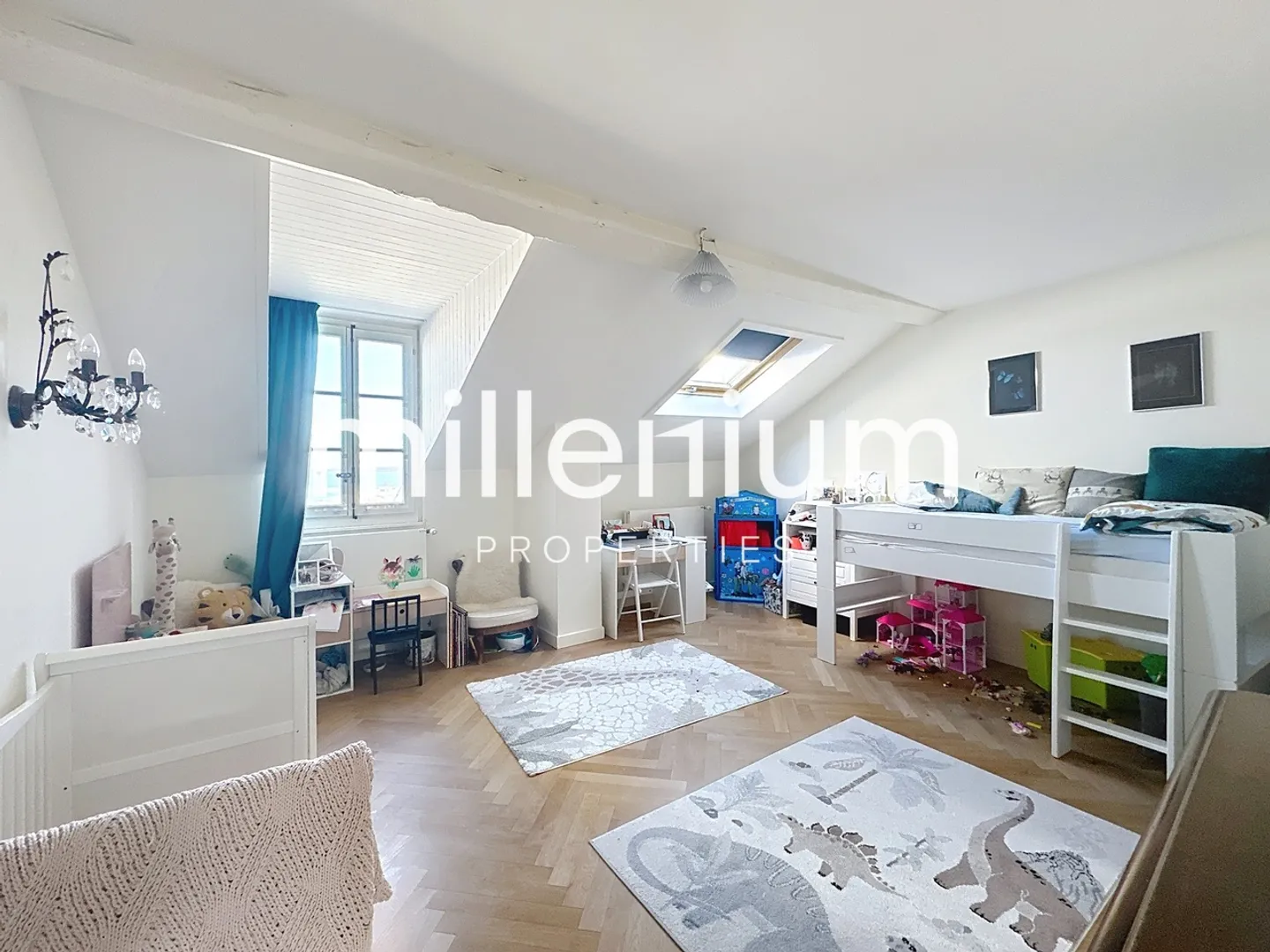 Apartment with lake view in the old town - Photo 7 of 9