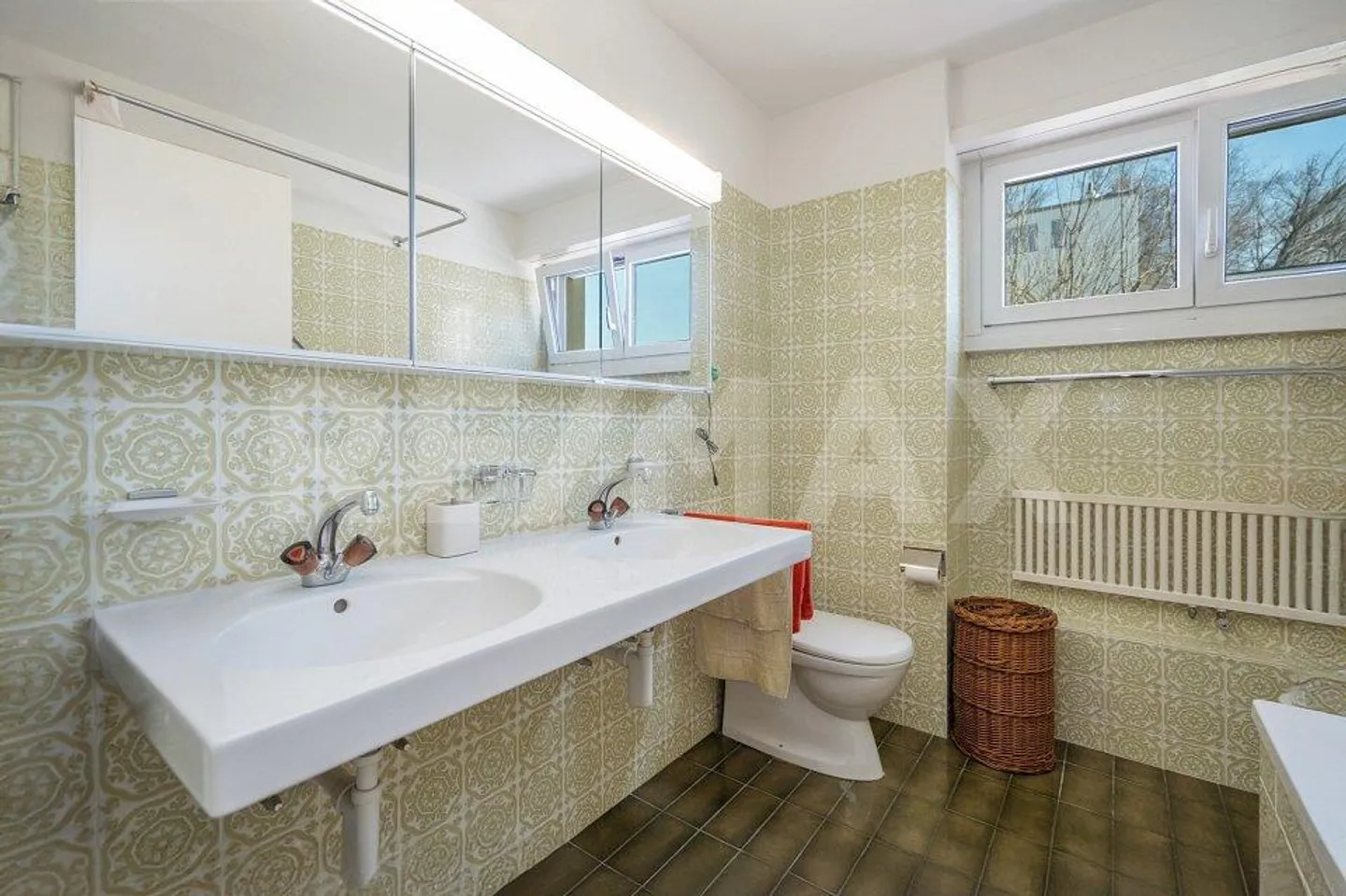 Bright 4½-Room Apartment - Photo 13 of 13