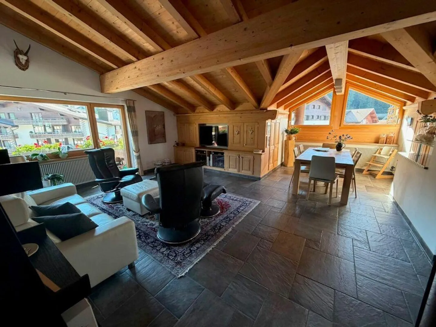 3.5-Zimmer-Dachwohnung - Foto 1 von 7