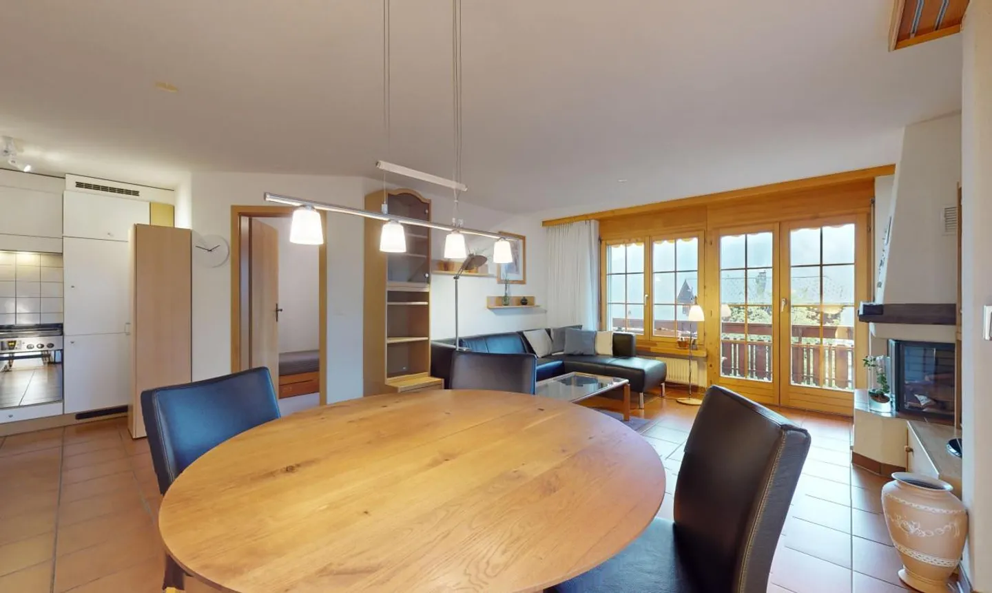 Appartement ensoleillé de 3½ pièces avec vue sur les montagnes au cœur de Grächen - Photo 10 sur 13