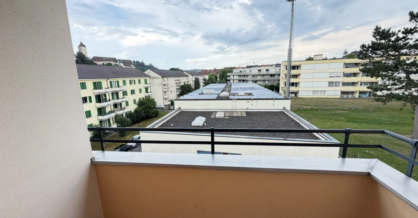 Appartamento Incantevole in Zona Tranquilla - Foto 3 di 11