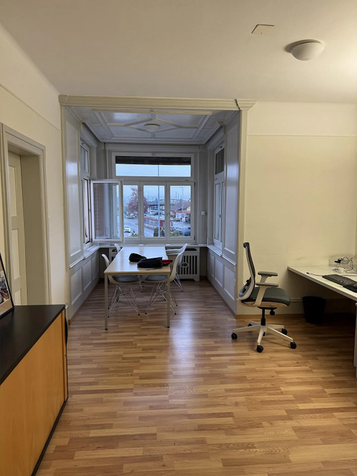 Espace de bureau dans un bon emplacement - Photo 4 sur 7