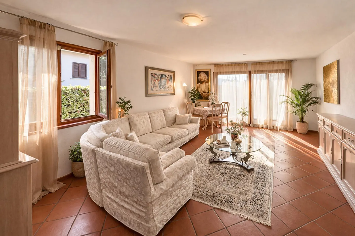 Casa con giardino a Stabio - Foto 1 di 12