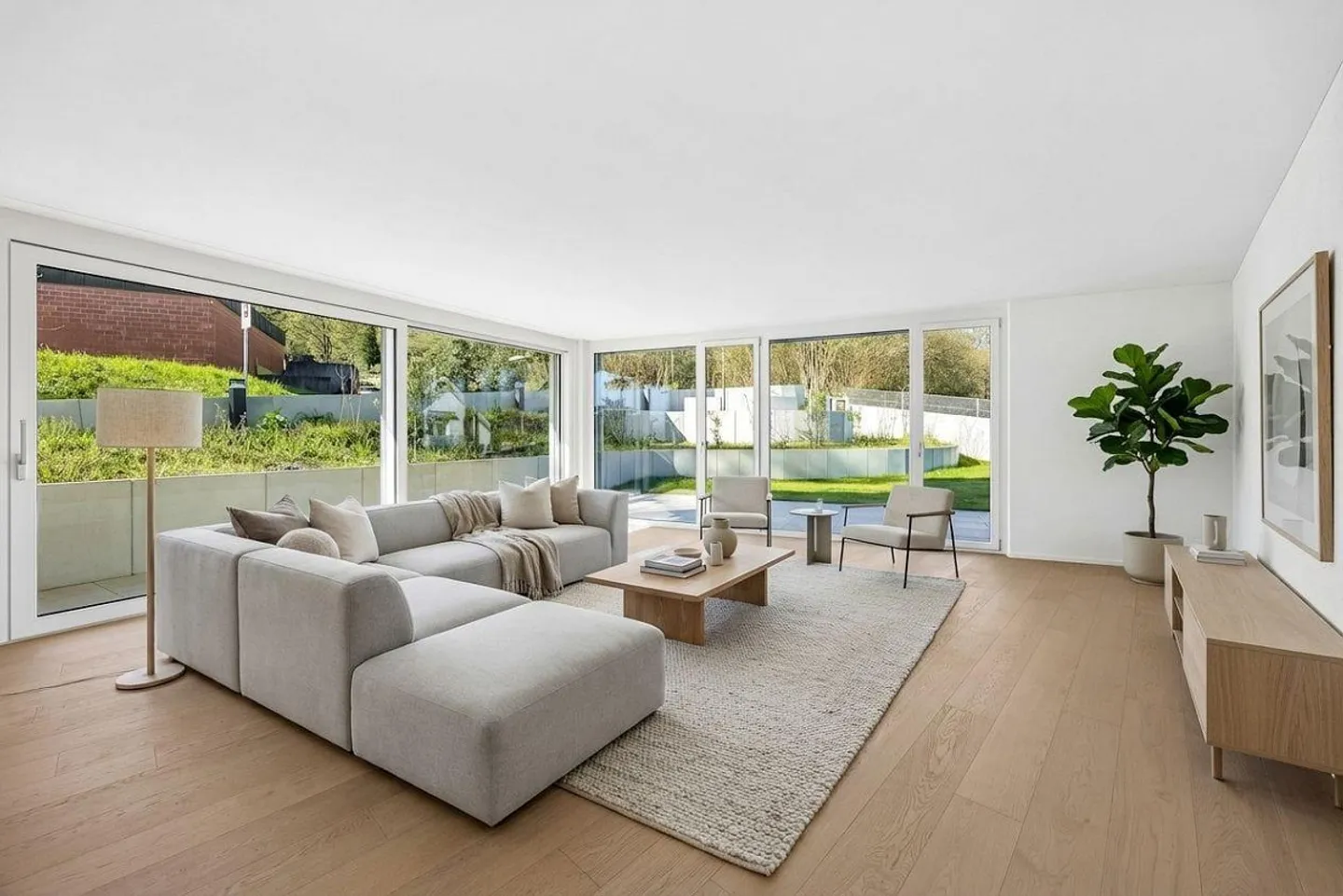 Moderne Gartenwohnung in Neuenhof - Foto 1 von 13