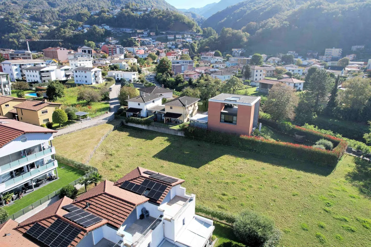 New apartment with large garden in exclusive residential area - Photo 5 of 16