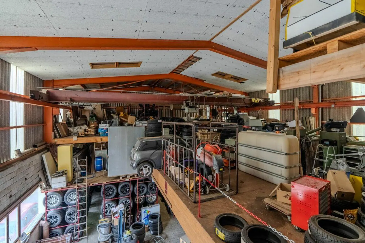 Industrial building/depot - Photo 24 of 29