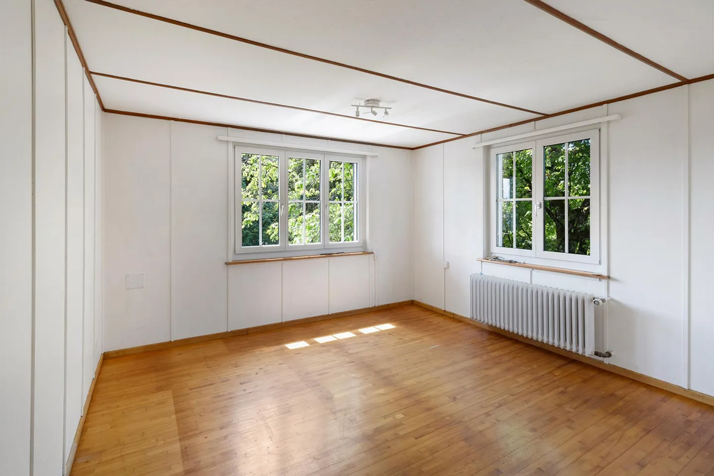 Unique gem, plenty of garden also suitable for 2 generations / 2FH suitable - Photo 7 of 23