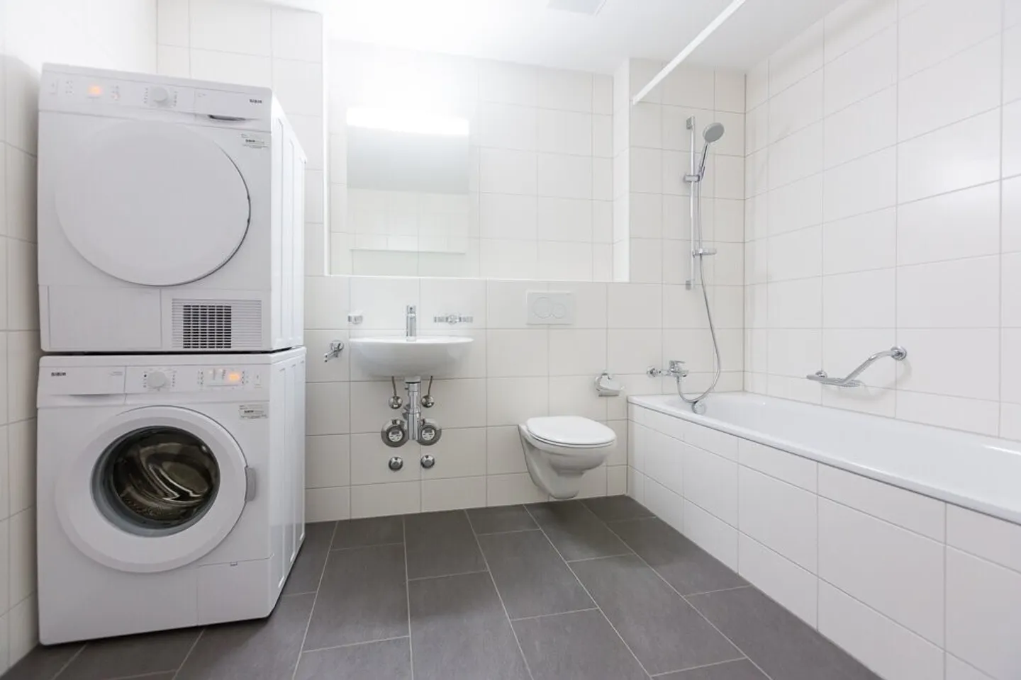 Beaux appartements de 2,5 pièces, 58 m2 incluant la tour de lavage - Photo 6 sur 9