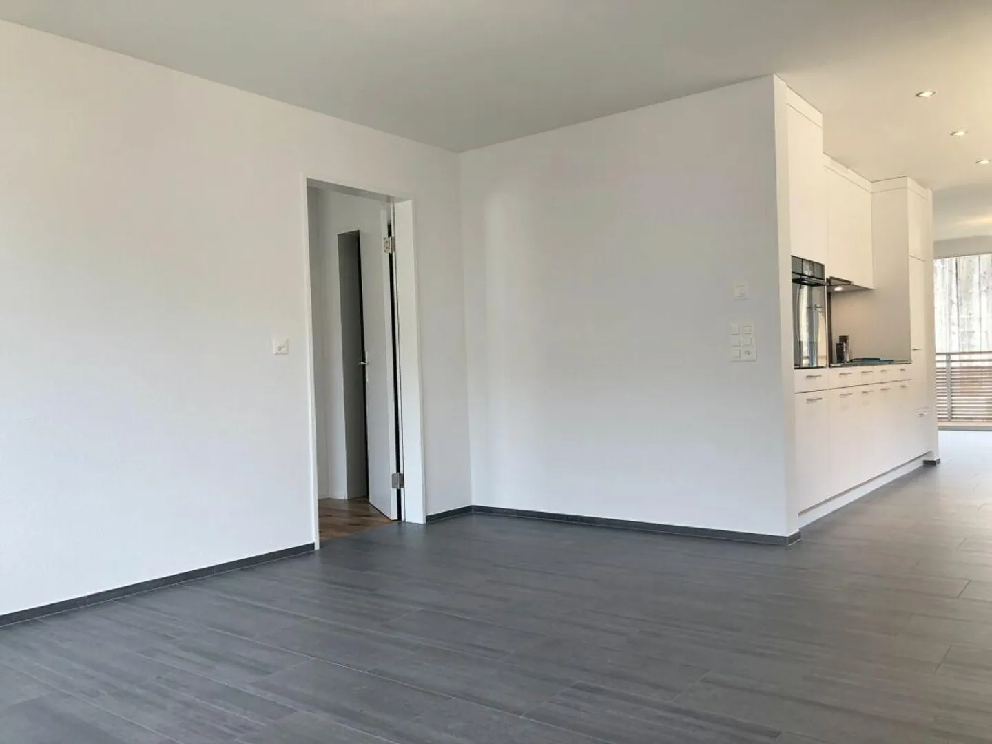 moderne 3.5-Zi. Wohnung im idyllischen Seewis - Foto 4 von 13