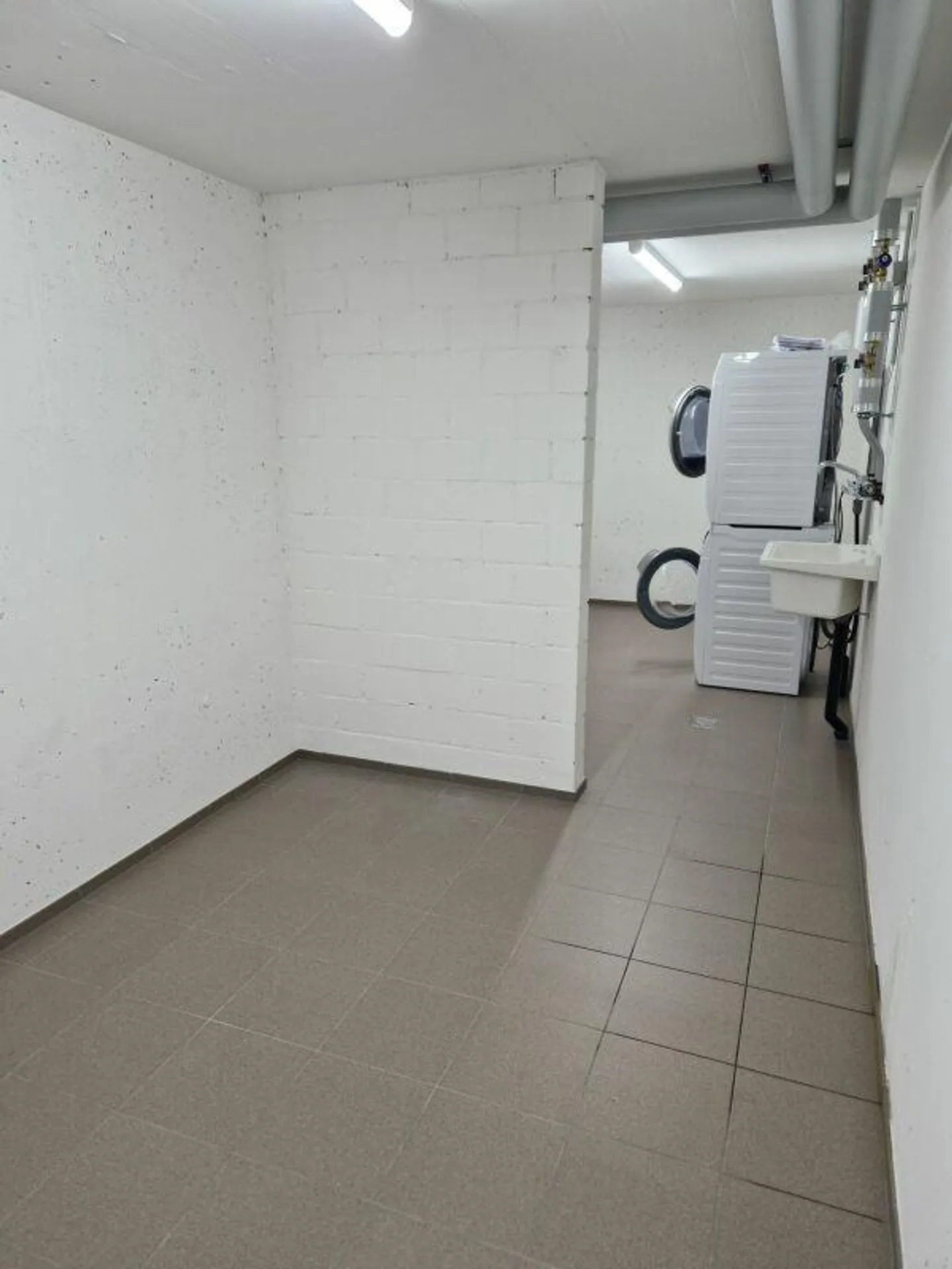 moderne 3.5-Zi. Wohnung im idyllischen Seewis - Foto 10 von 13