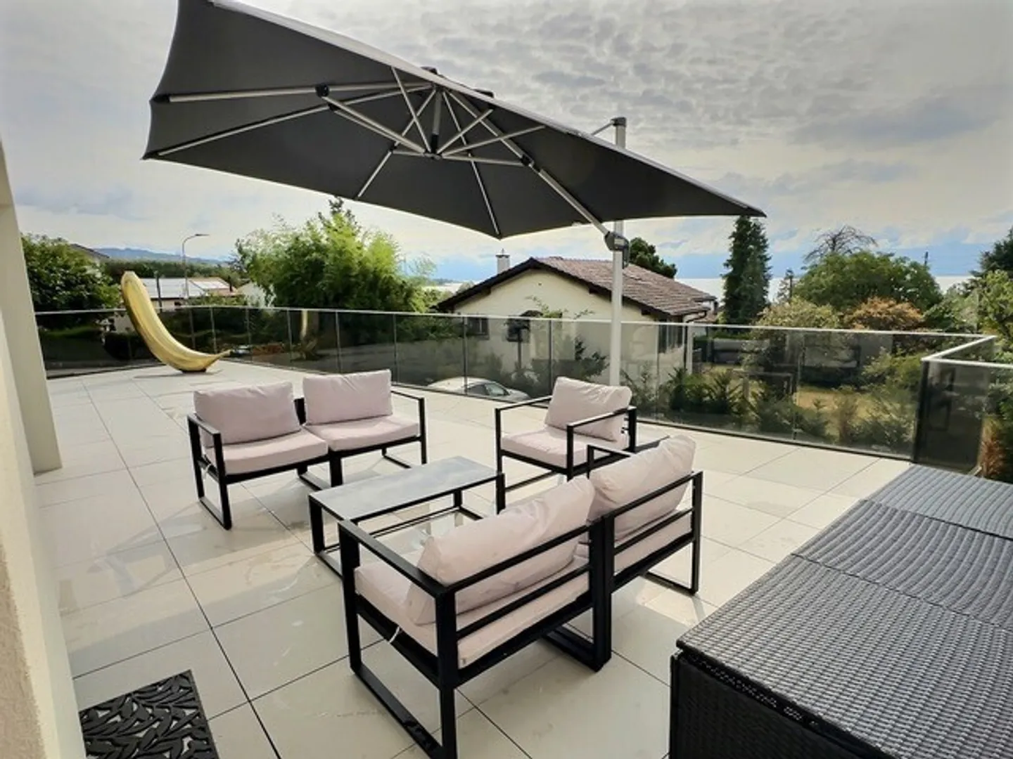 Magnifico monolocale nuovo di alto standing arredato - Foto 1 di 8