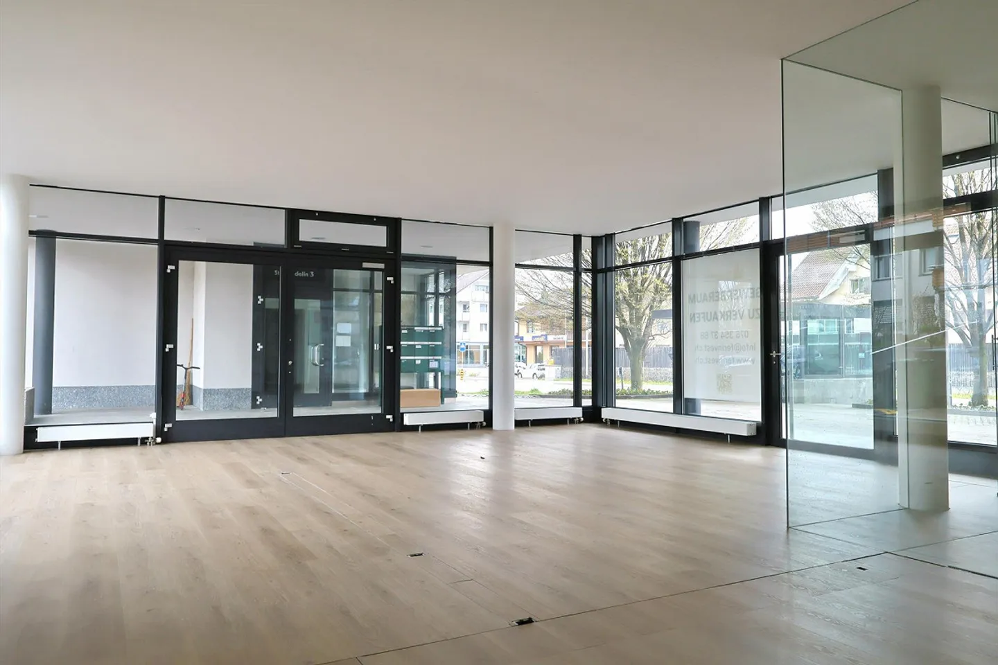 Espace commercial moderne à Holzhäusern - utilisation polyvalente - Photo 14 sur 23