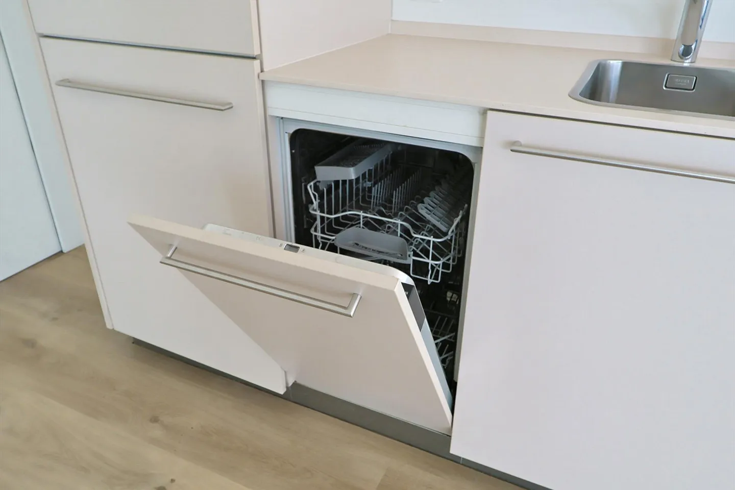 Espace commercial moderne à Holzhäusern - utilisation polyvalente - Photo 17 sur 23