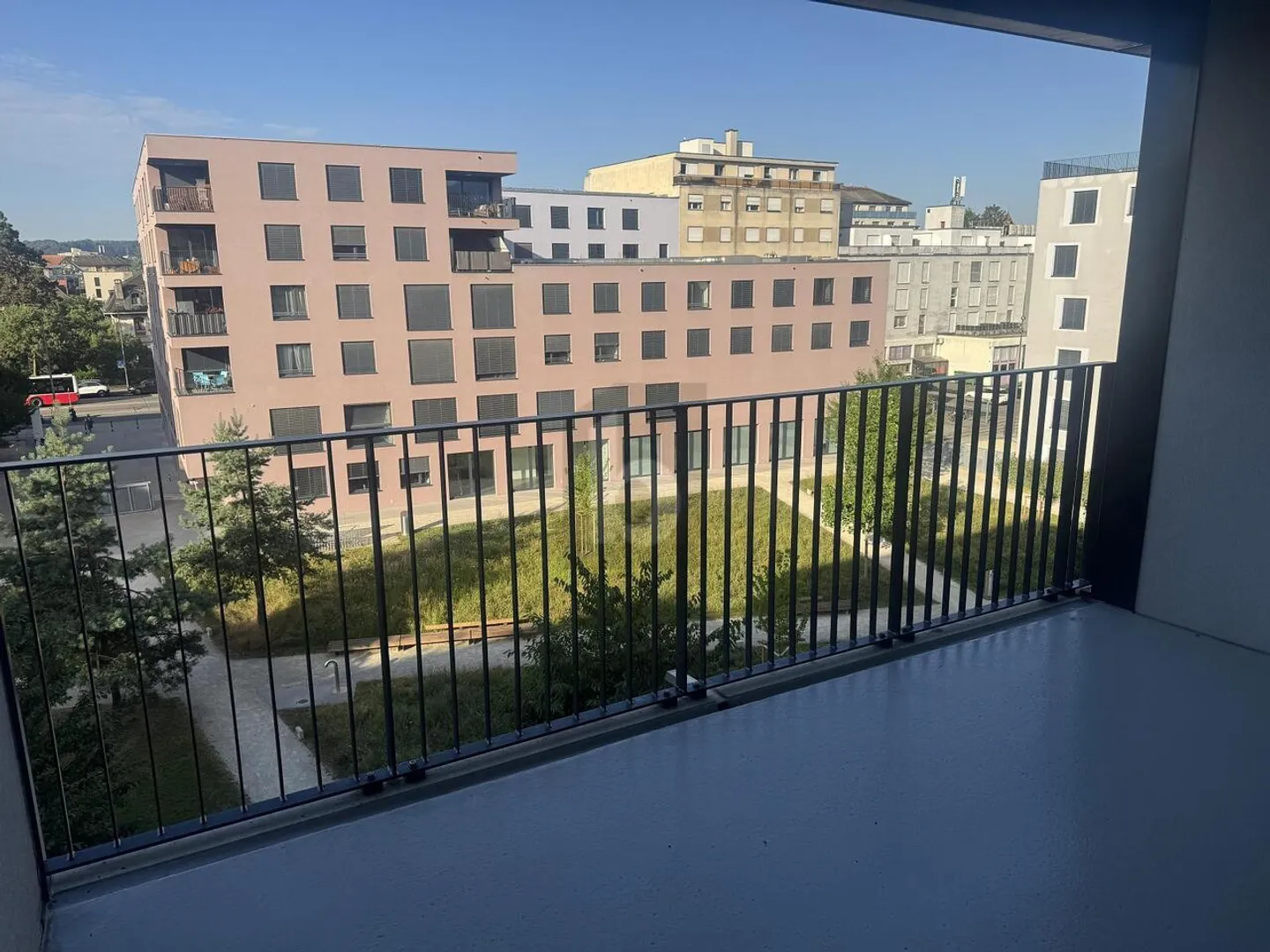Apartment for rent - Photo 1 of 4