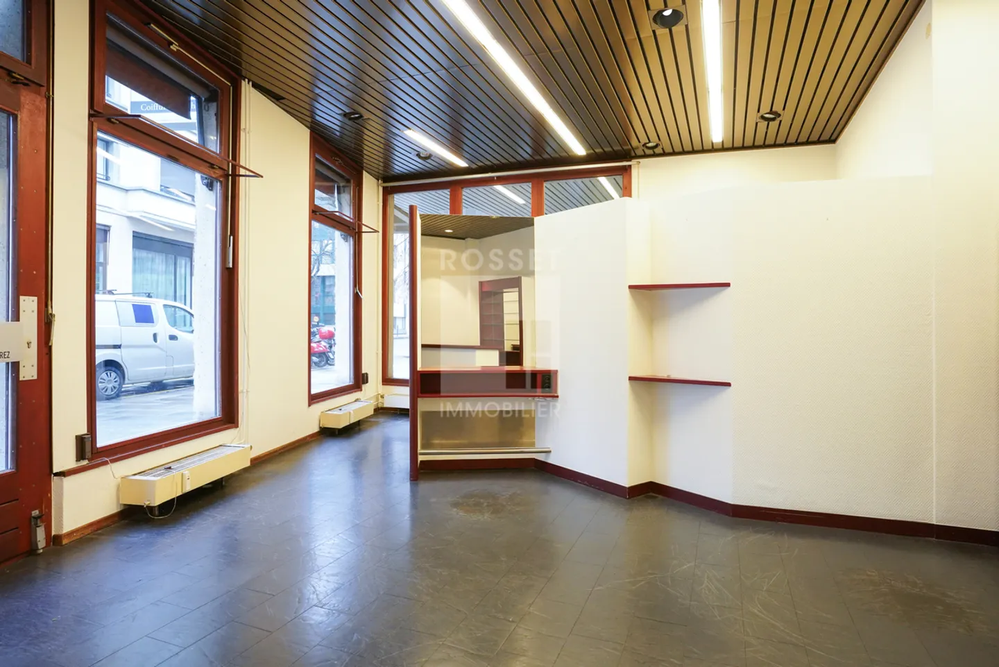 Arcade di circa 82 m² al piano terra - Foto 2 di 3