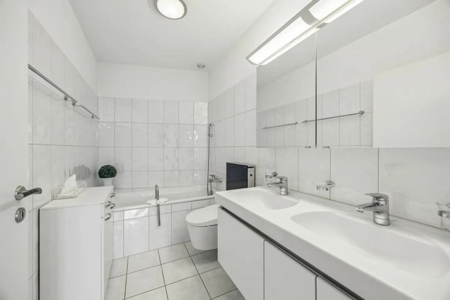 Appartamento attico di 4,5 locali in posizione attraente e in buone condizioni - Foto 10 di 12