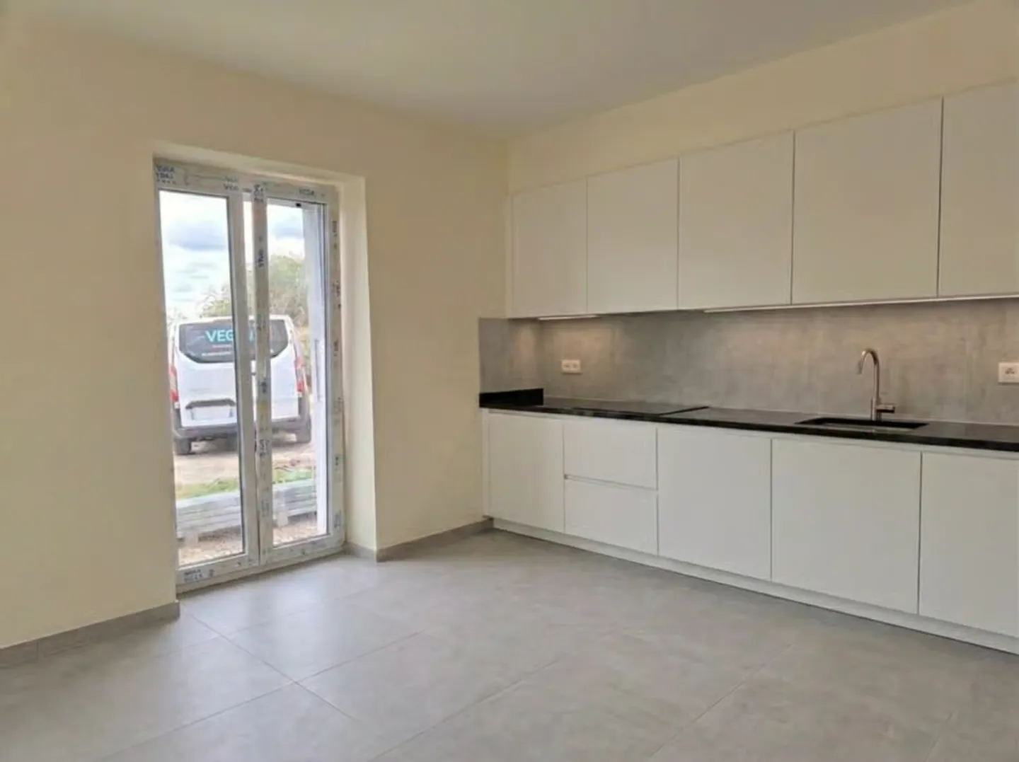 Futur coup de coeur : Triplex 5.5 pièces en fin de rénovation à Chevilly - Photo 2 sur 10