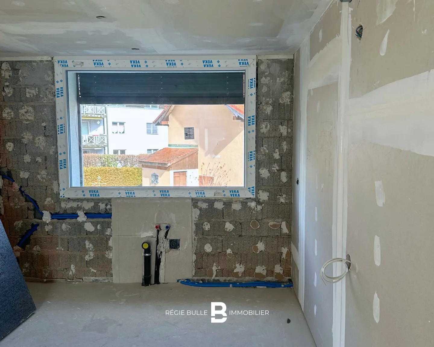 La Tour-de-Trême - Magnifica villa ristrutturata in un quartiere tranquillo - Foto 3 di 12