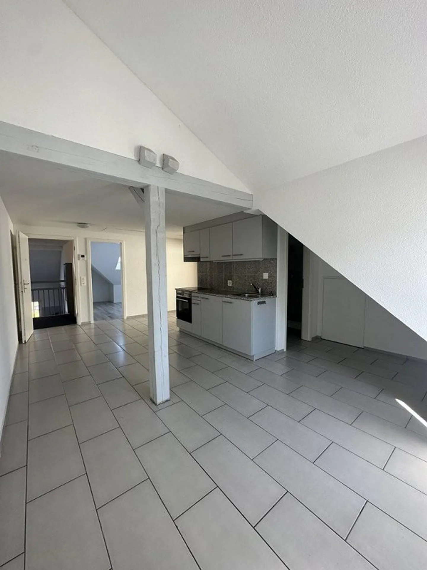 N'hésitez pas - votre nouveau chez-vous vous attend ! - Photo 1 sur 6