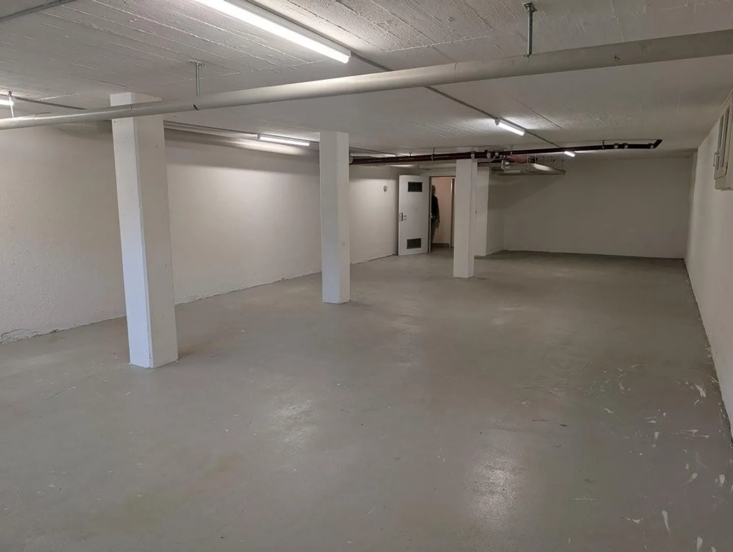 Grosszügiger Bastelraum zu vermieten in Zürich - Foto 3 von 5