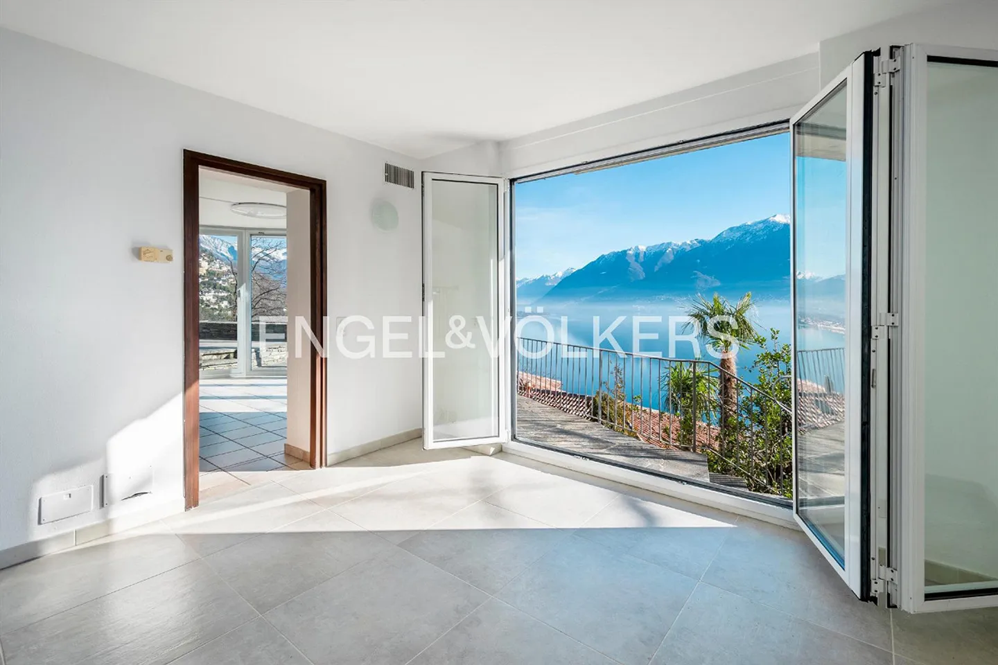Dream Villa & Guest House - Discreet Luxury at Lake Maggiore (60) - Photo 25 of 27