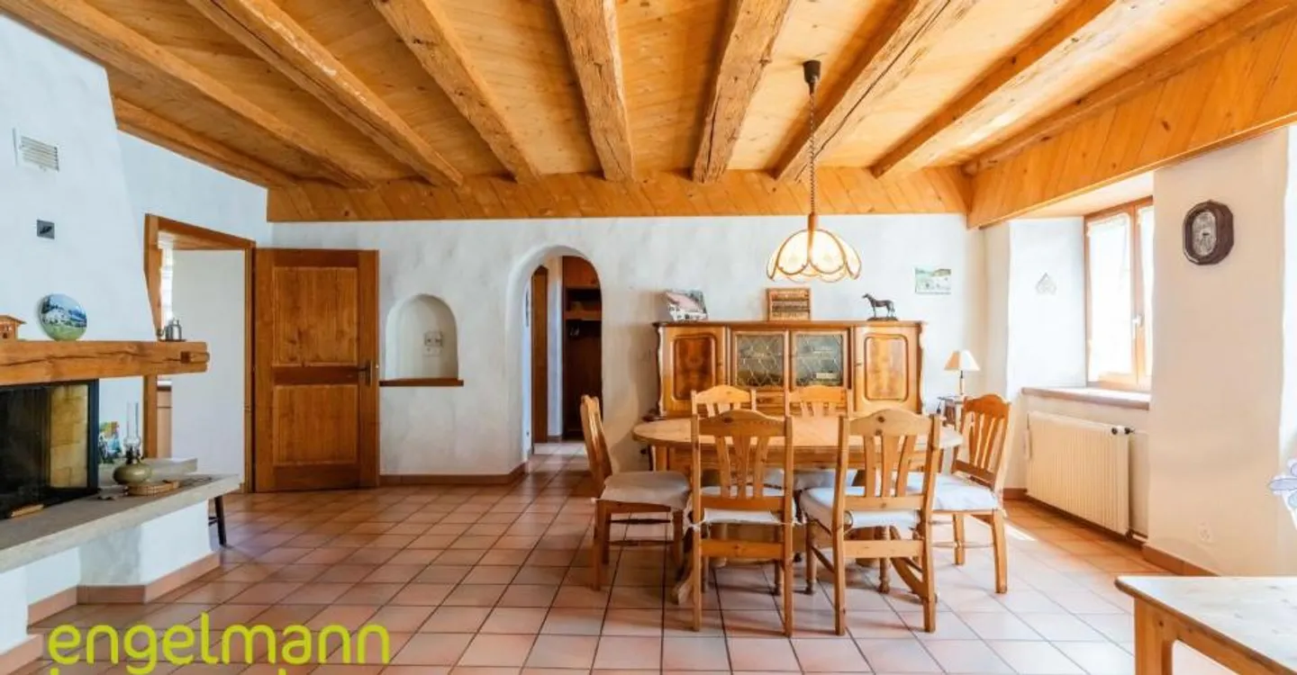 Antica fattoria con 2 appartamenti e grande terreno edificabile - Foto 5 di 12
