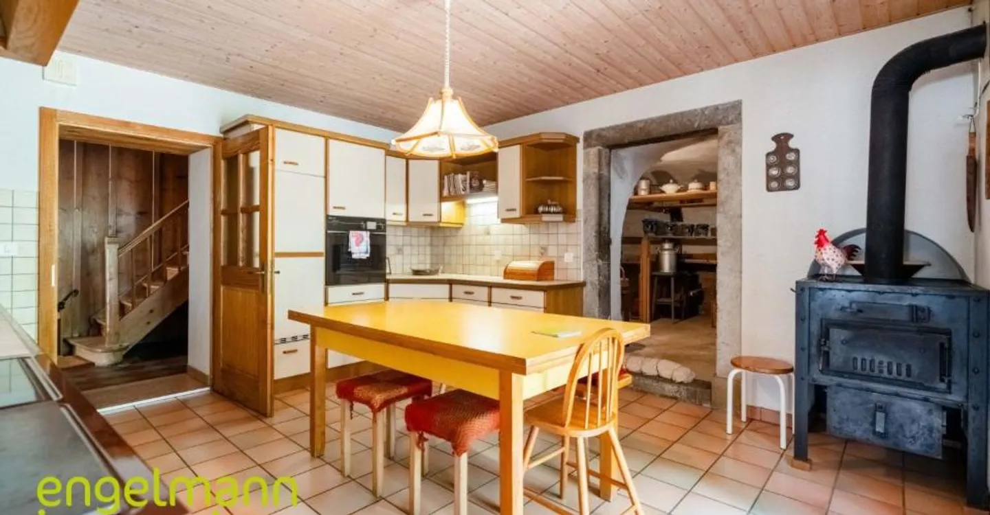 Antica fattoria con 2 appartamenti e grande terreno edificabile - Foto 6 di 12