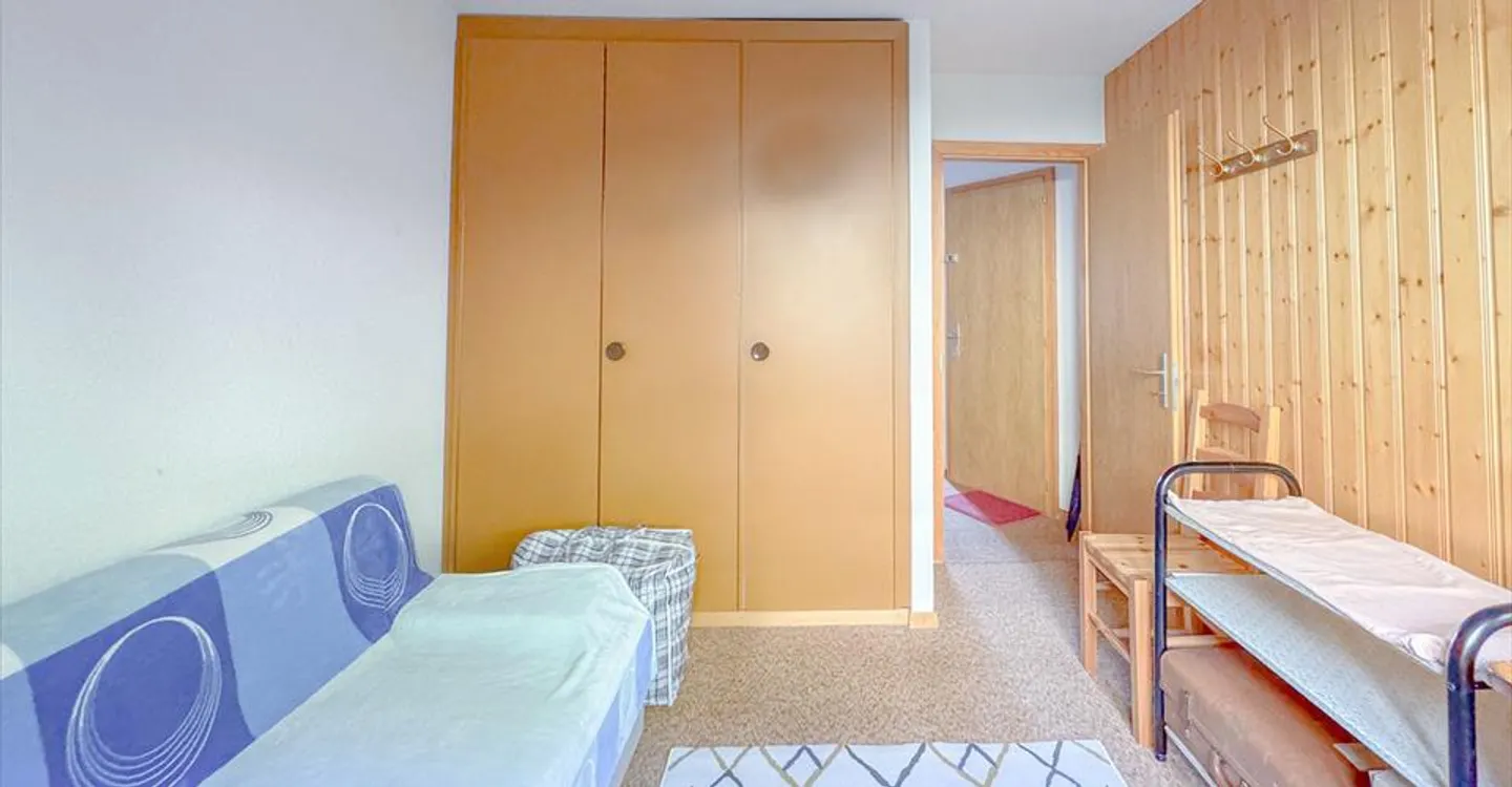 Charming Duplex with View - Photo 9 of 13