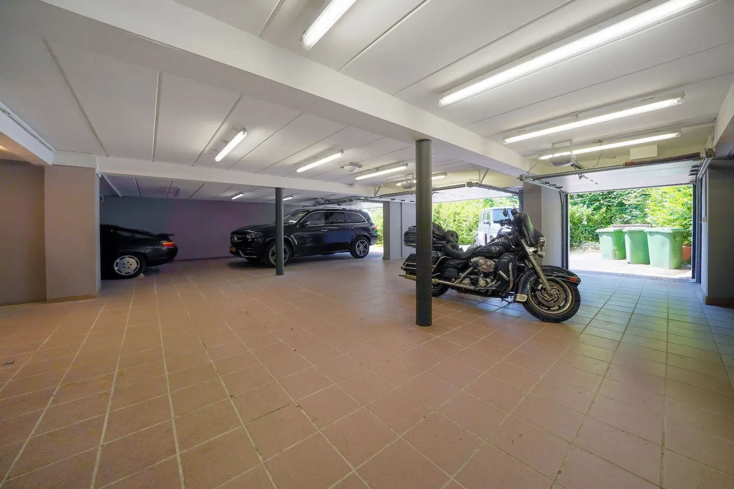 Exclusive villa with lake and mountain views - on the southern slope of Lugnorre - Photo 14 of 19