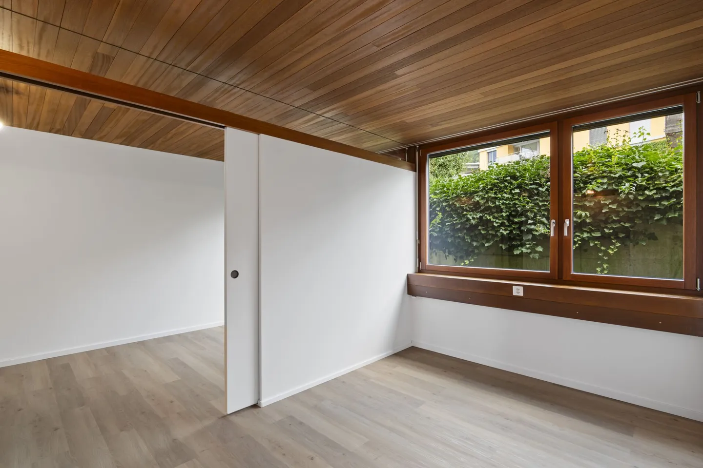 Living above Lake Zug - modern, stylish, unique - Photo 11 of 23