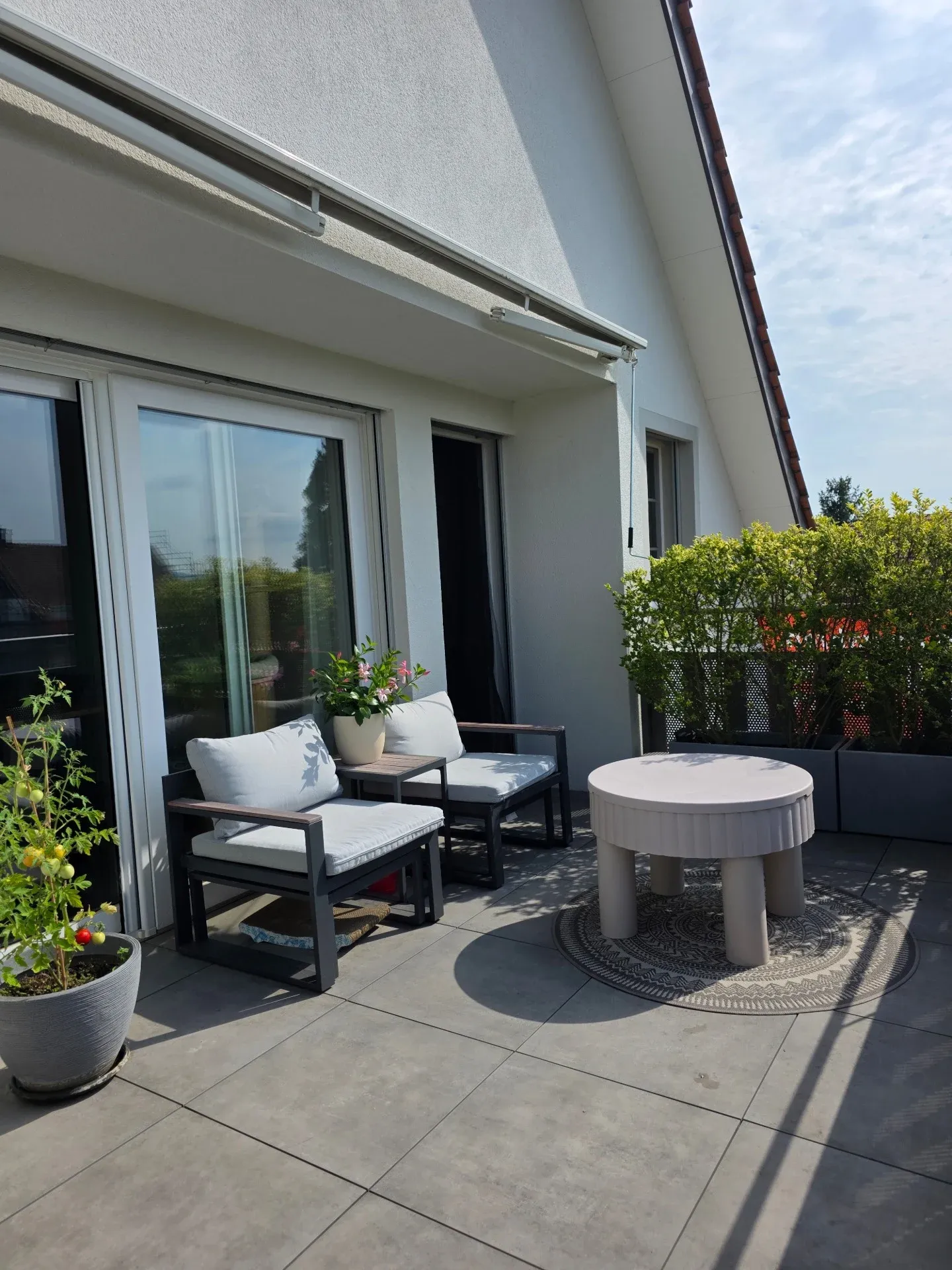 Moderne Maisonette in Wil ZH - Foto 3 von 13