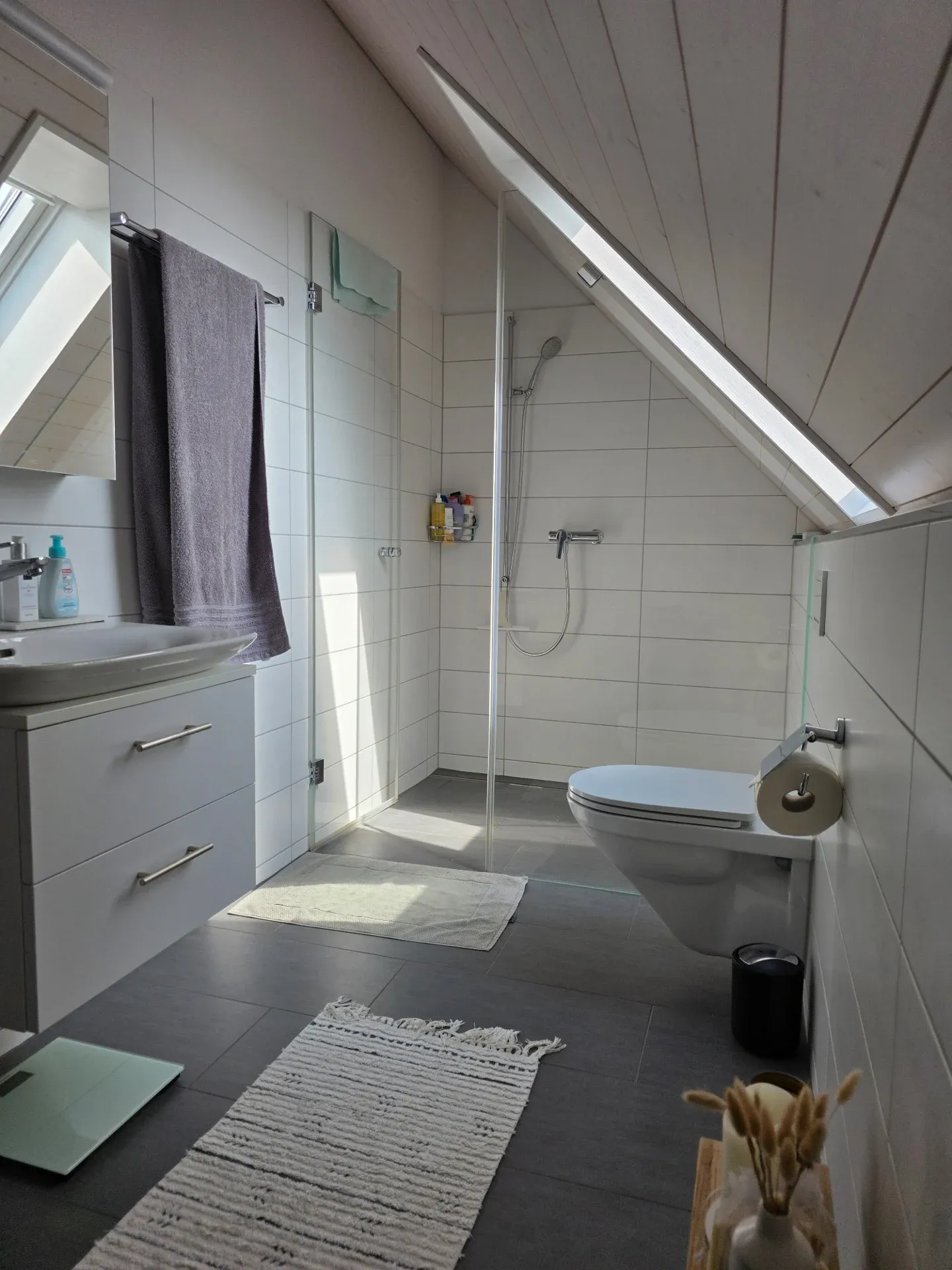 Moderne Maisonette in Wil ZH - Foto 7 von 13