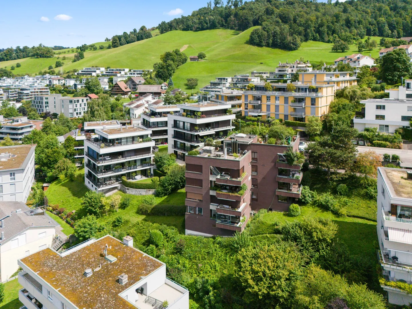 Living above Lake Zug - modern, stylish, unique - Photo 16 of 23