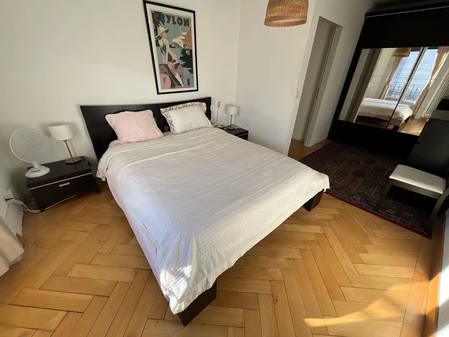 MÖBLIERTE WOHNUNG 4 ZIMMER / 2 SCHLAFZIMMER / ZENTRUM GENF - Foto 11 von 13