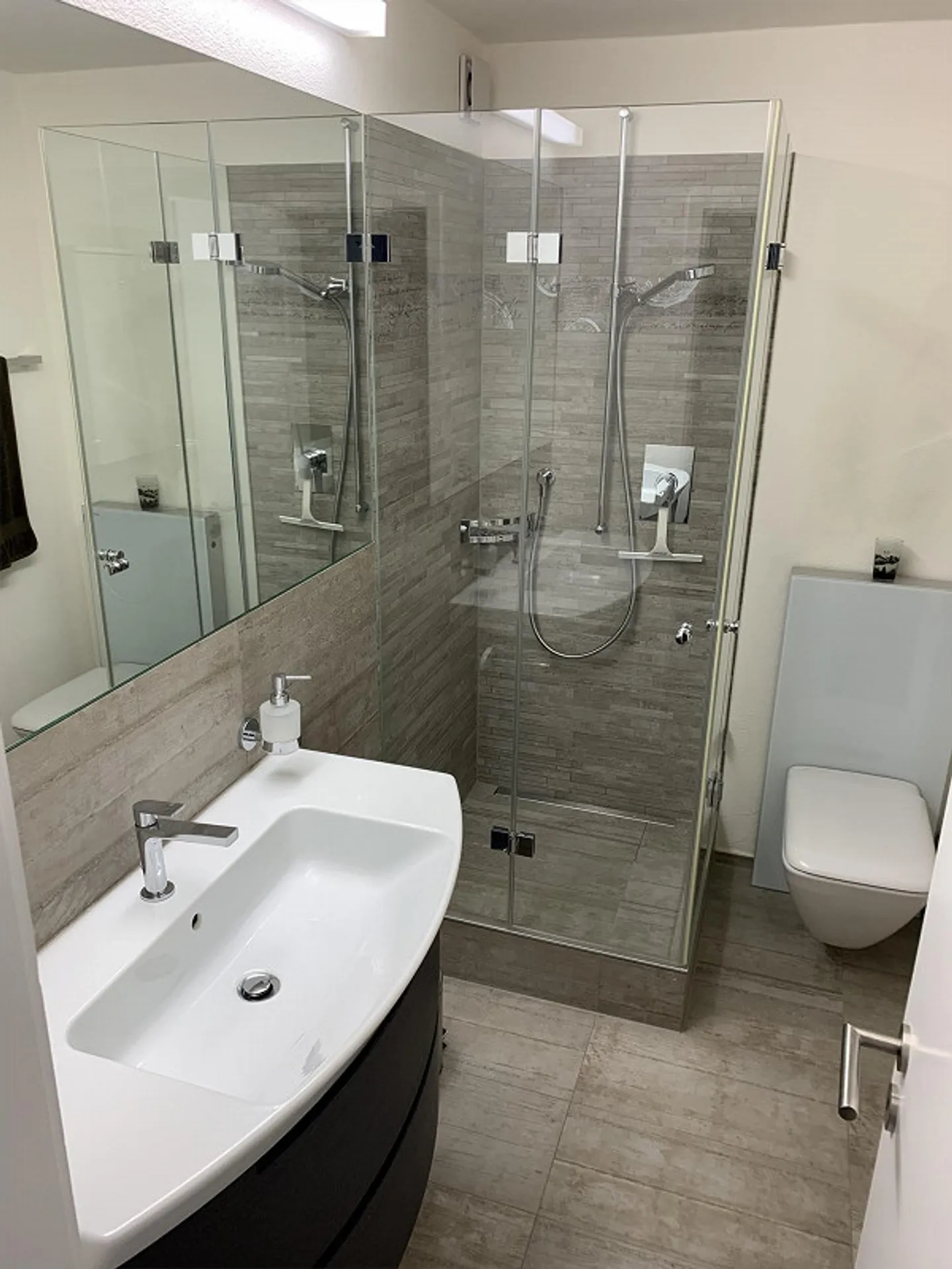 Small, cozy jewel (furnished) - Photo 6 of 11