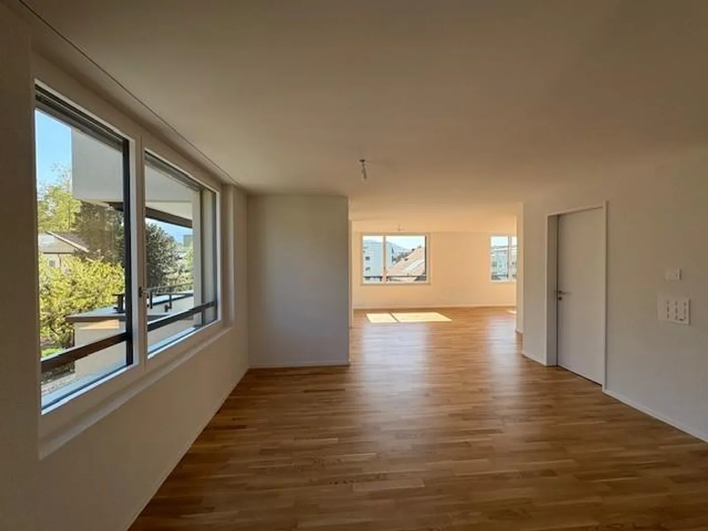 3.5 Room Penthouse Apartment in Attractive Location - Photo 2 of 16