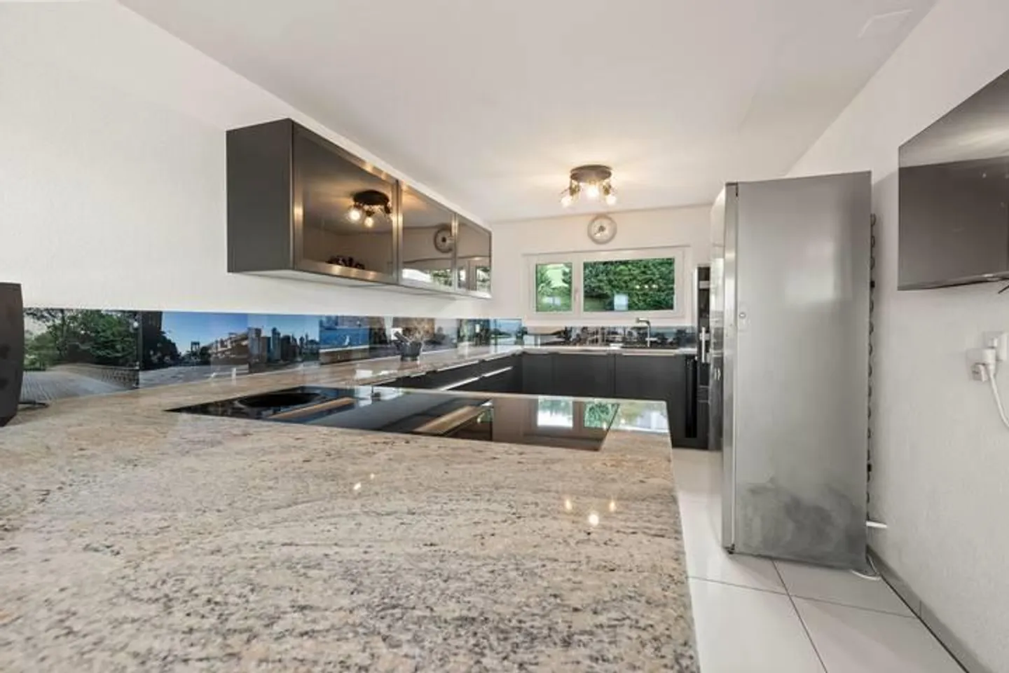 Casa familiare ristrutturata con stile e alta qualità abitativa - Foto 7 di 9