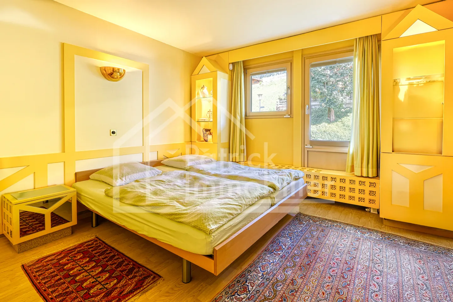 Saanen-Gstaad | 5,5 stanze con giardino e terrazze - Foto 8 di 10