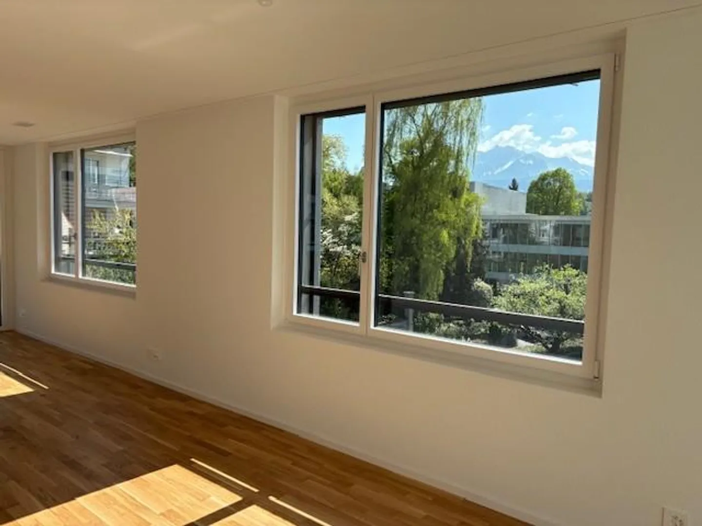 3.5 Room Penthouse Apartment in Attractive Location - Photo 4 of 16