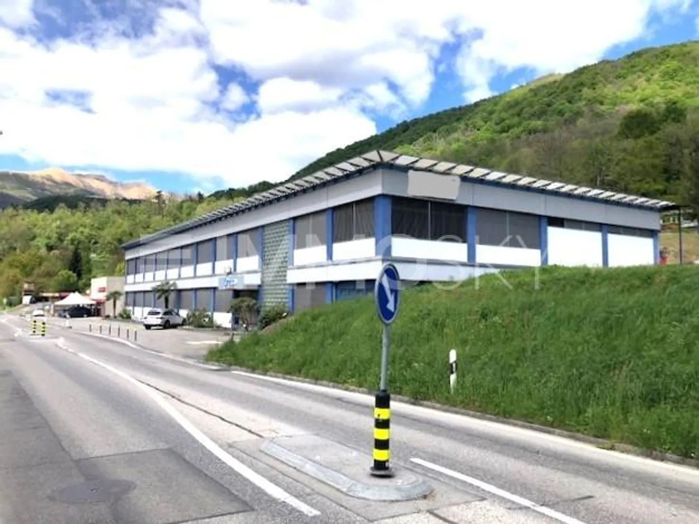 Casa singola in affitto - Foto 3 di 6